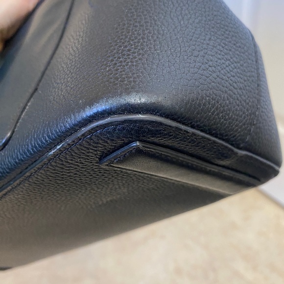 Michael Kors black satchel purse - Picture 4 of 5